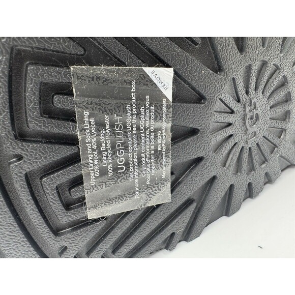 UGG Classic Ultra Mini Platform Women's Ankle Boots - Color Black Size 8 New - Picture 14 of 16